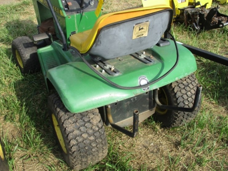john-deere-110-image-3