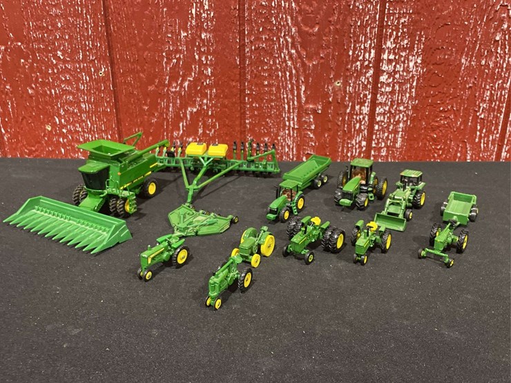 john-deere-64-image-1