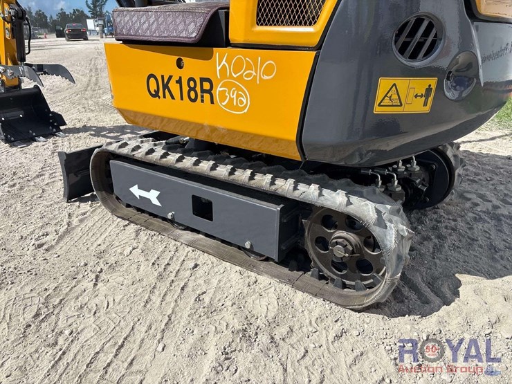 unused-2025-cfg-qk18r-mini-excavator-image-9
