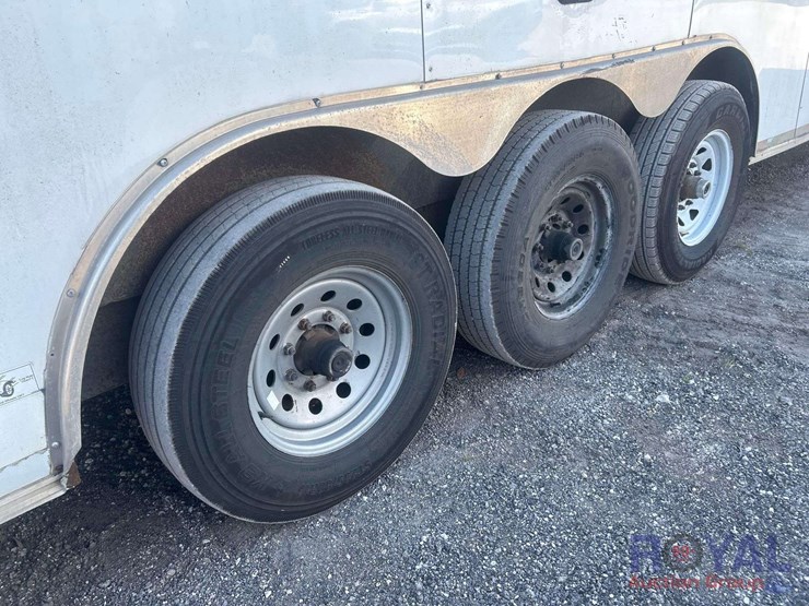2023-diamond-cargo-trailer-image-13