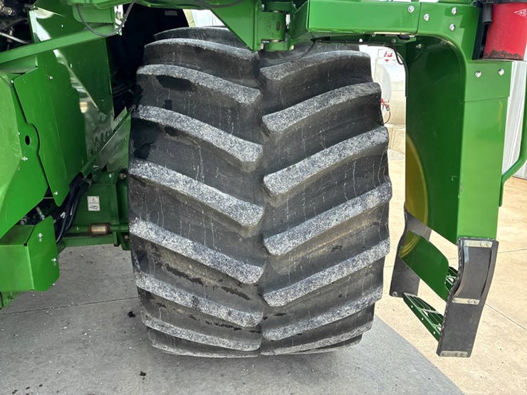 2017-john-deere-s680-image-45