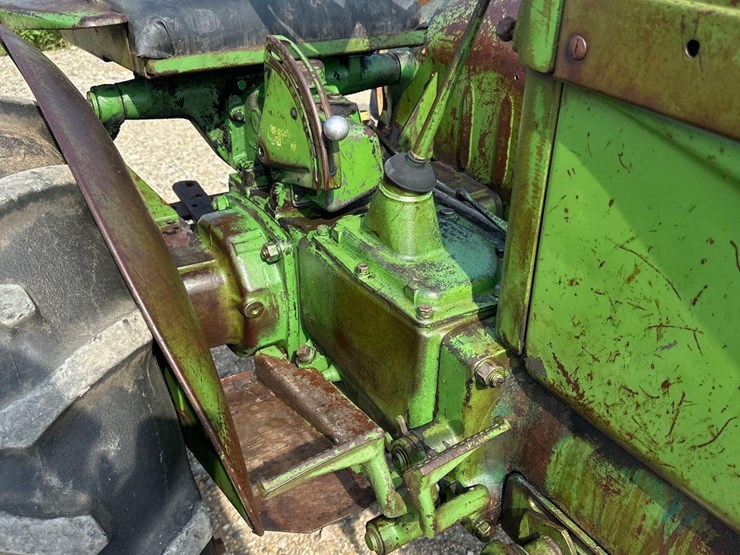 john-deere-m-image-11
