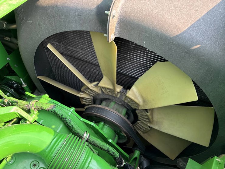 2014-john-deere-s690-image-87