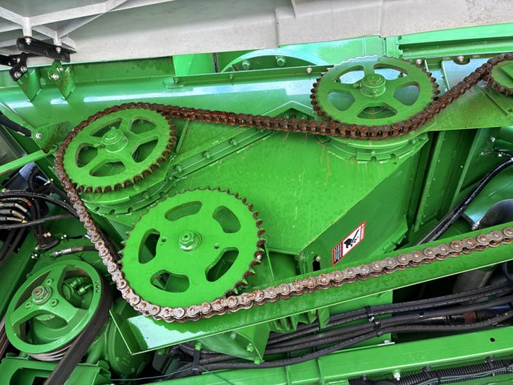 2017-john-deere-s680-image-58