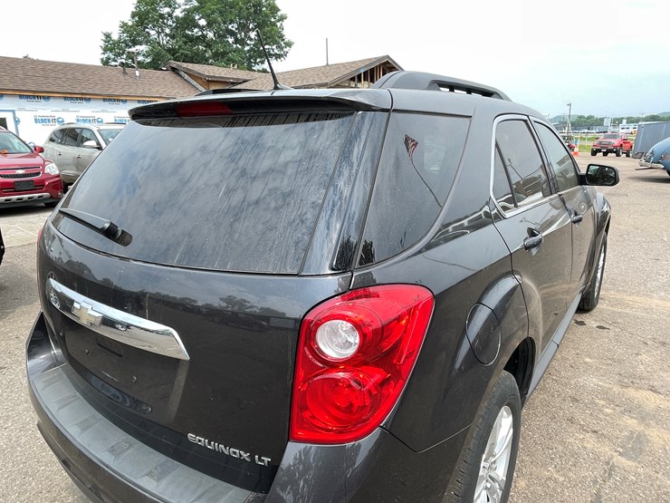 2013-chevrolet-equinox-lt-image-29