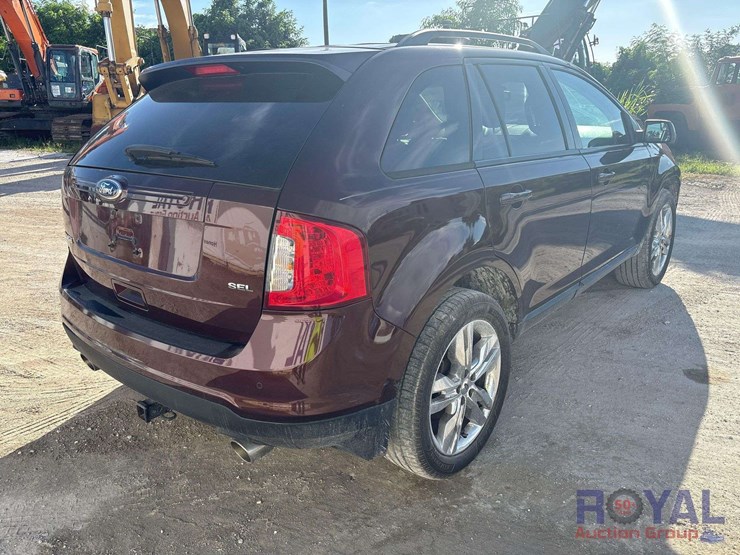 2012-ford-edge-image-3