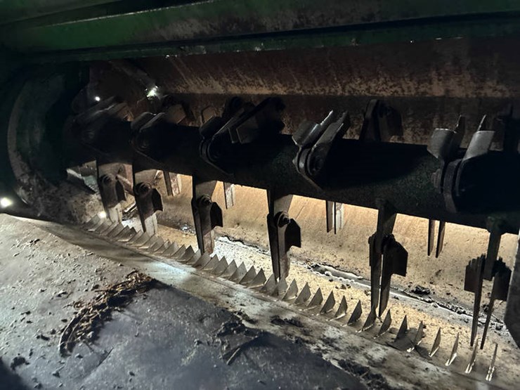 2014-john-deere-s680-image-61
