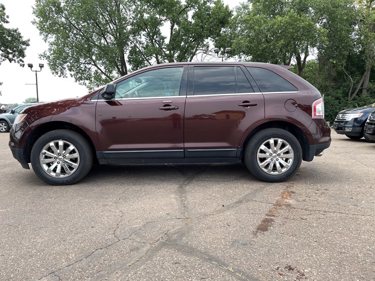 2010-ford-edge-image-2