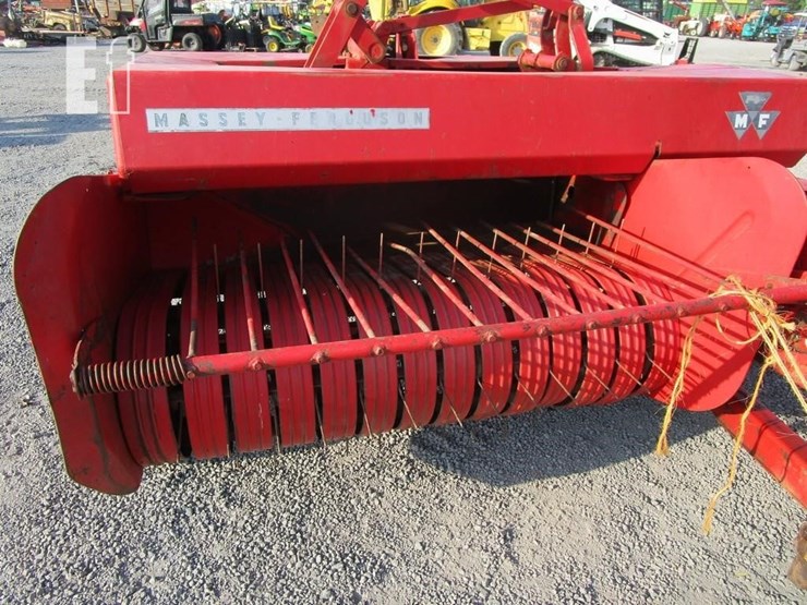 massey-ferguson-9-image-3