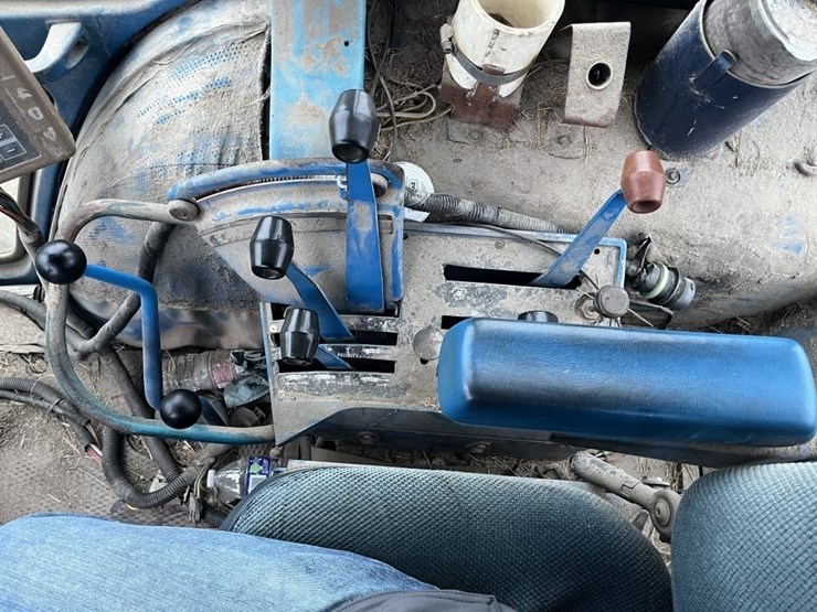 ford-tractor-image-12