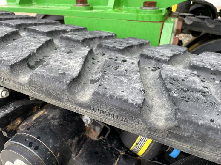 2017-john-deere-1990-image-59