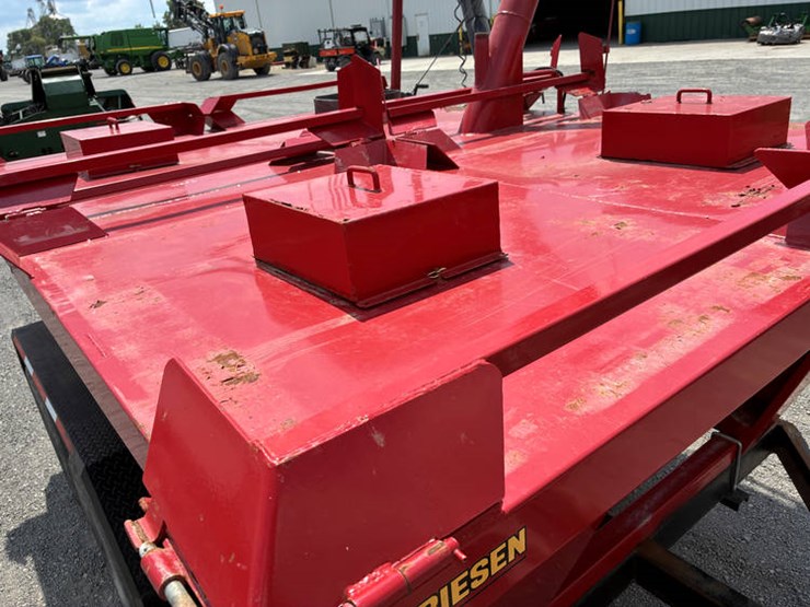 #10866-•-friesen-seed-titan-seed-tender-#18682-image-3