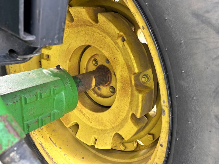 1990-john-deere-4455-image-57