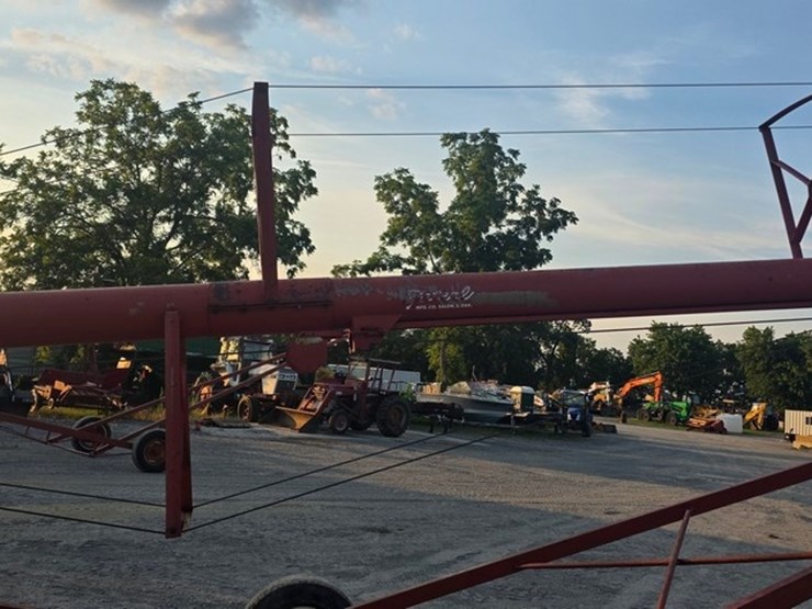 feteral-8"x60'-transport-auger-image-24