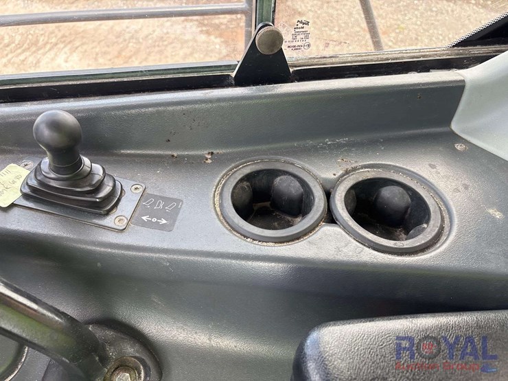 deere-410e-image-27