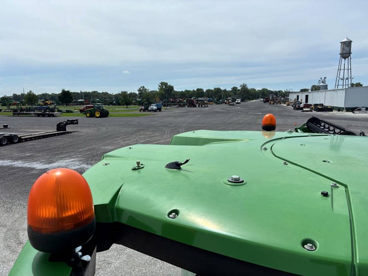2017-john-deere-s680-image-110
