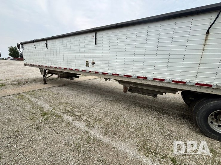 2016-wilson-grain-trailer-image-16