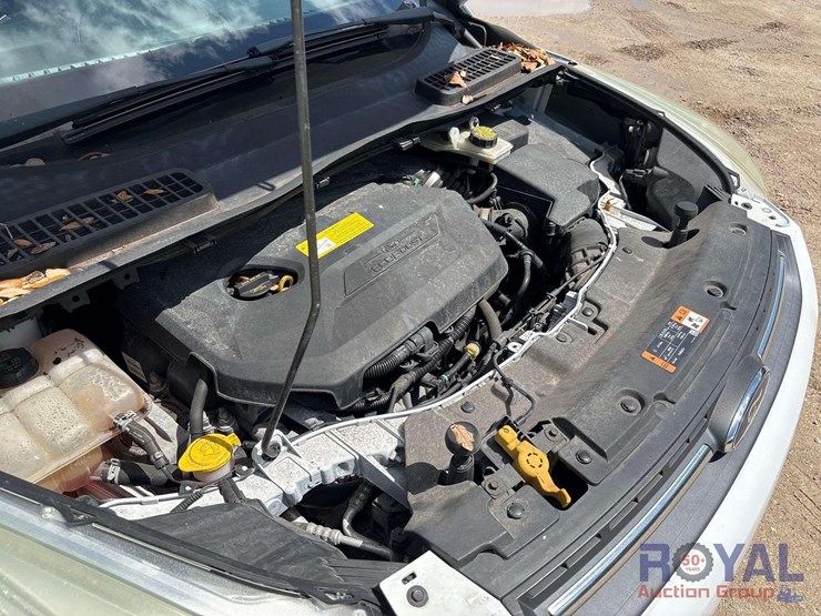2016-ford-escape-se-image-8