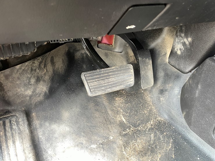 2019-chevrolet-silverado-2500-image-50