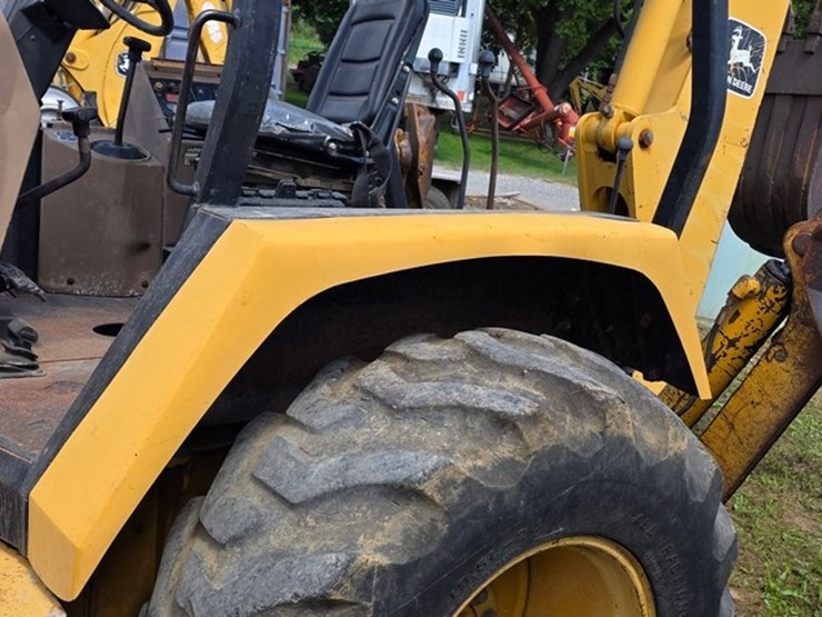 1995-john-deere-310d-image-35