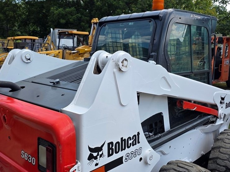 2011-bobcat-s630-image-18