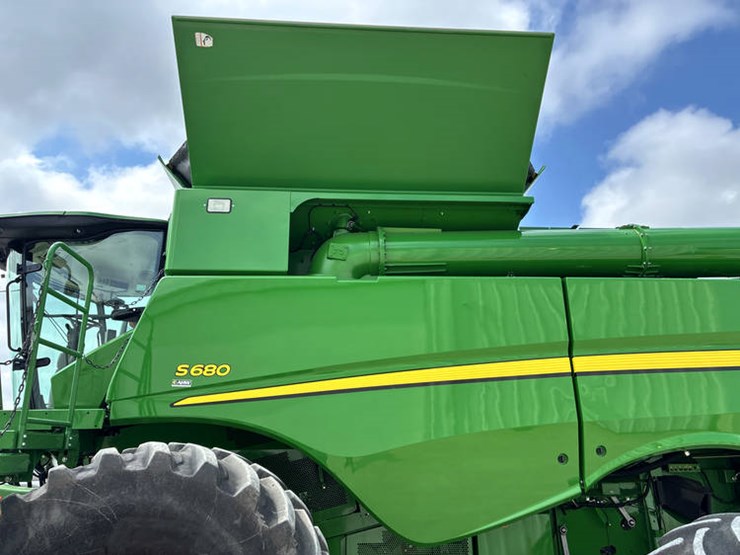 2015-john-deere-s680-image-35