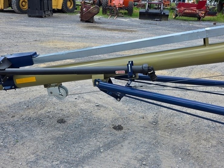 new-harvest-t852-8"x52'-transport-auger-image-30