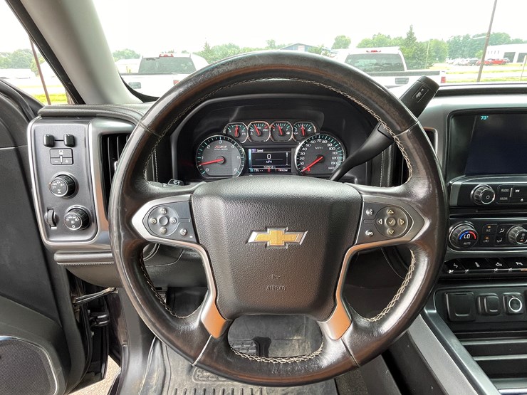 2016-chevrolet-silverado-image-52