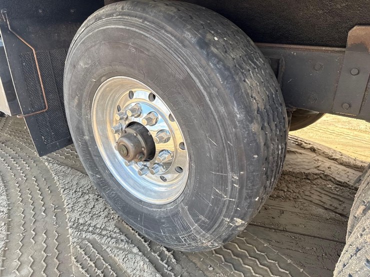2007-kenworth-t800-image-11