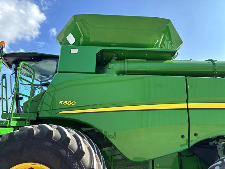 2016-john-deere-s680-image-31