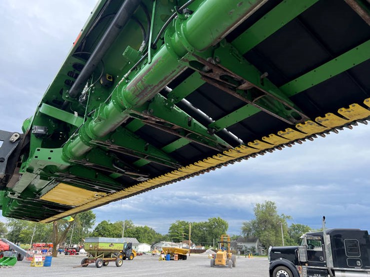 2020-john-deere-740fd-image-26