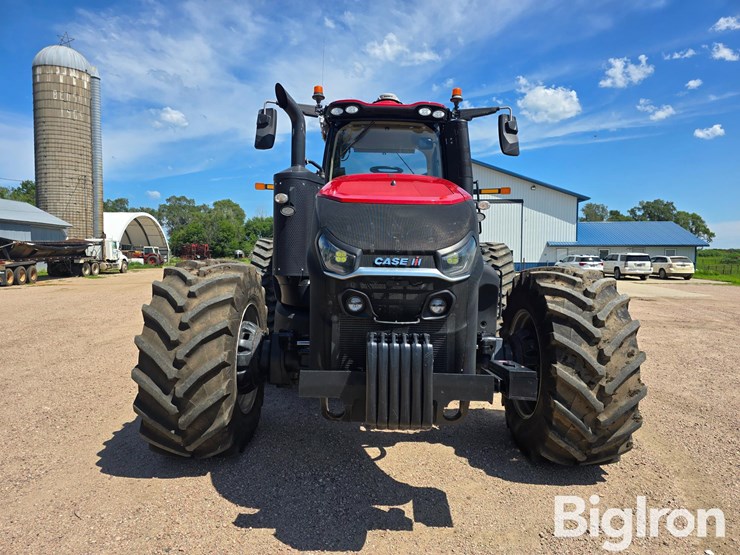 2021-case-ih-magnum-380-rowtrac-image-2