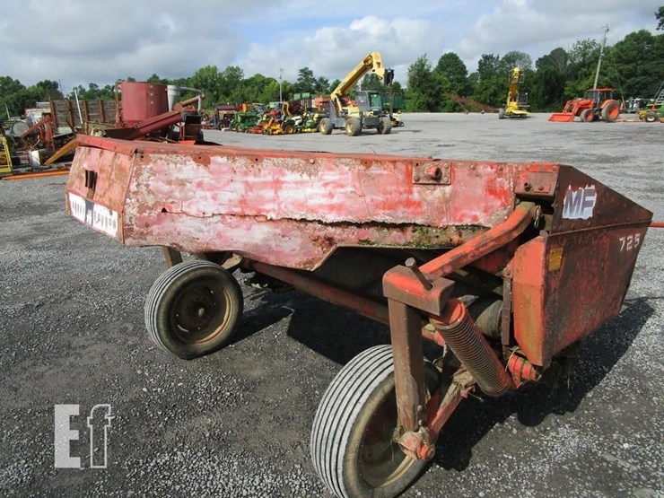 massey-ferguson-725-image-4