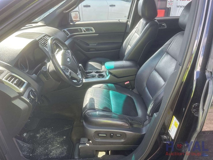 2013-ford-explorer-xlt-image-14
