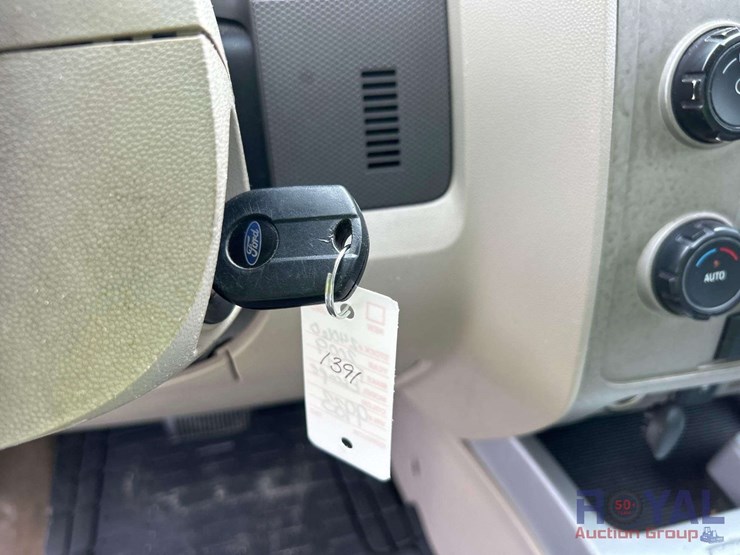 2009-ford-escape-hybrid-image-15