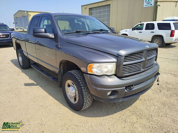 2003-dodge-ram-2500-image-2