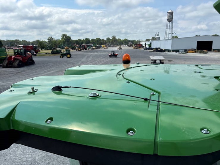 2015-john-deere-s680-image-102