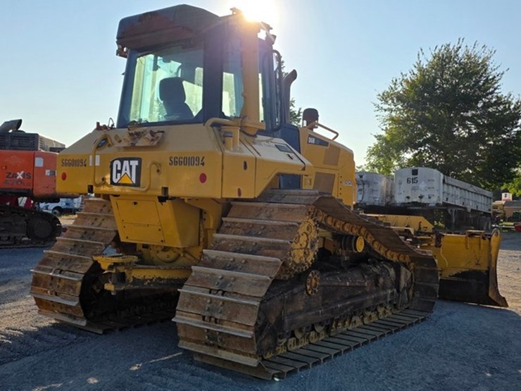 2019-caterpillar-d6n-lgp-image-3