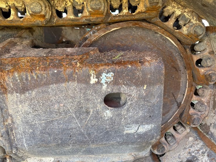 2016-komatsu-pc210-lc-11-image-10