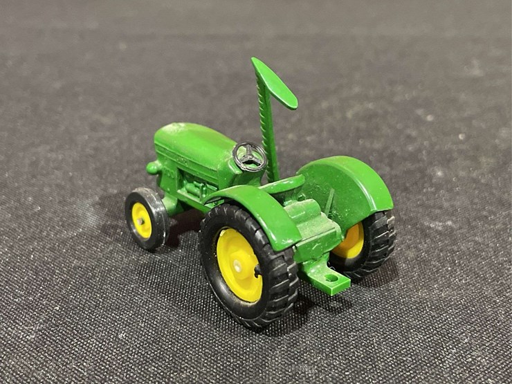 john-deere-64-image-3
