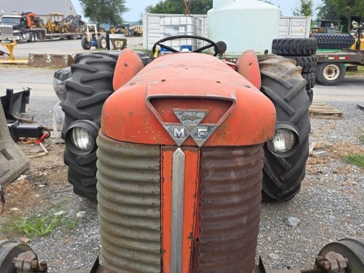 massey-ferguson-65-image-16
