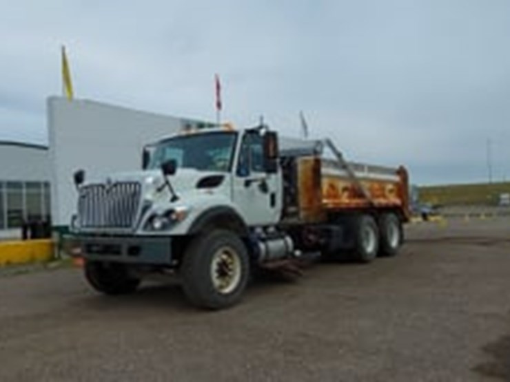 2016-international-workstar-7400-image-21