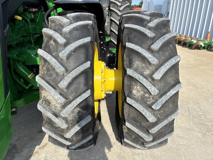 2022-john-deere-8r-310-image-51