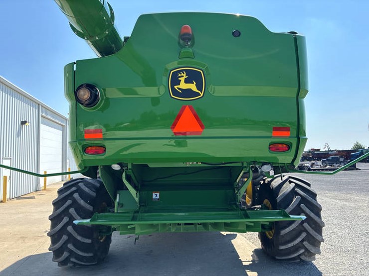 2013-john-deere-s690-image-5