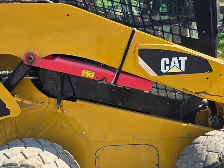 2012-caterpillar-272c-image-12