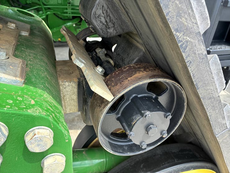 2021-john-deere-8rx-310-image-58