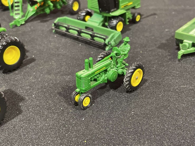 john-deere-64-image-7