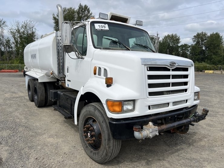 1999-sterling-l9501-image-2