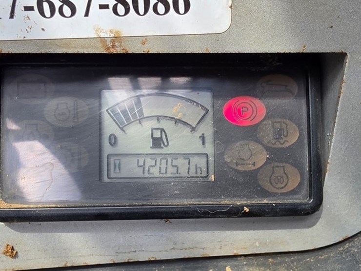 2011-jcb-515-40-image-49
