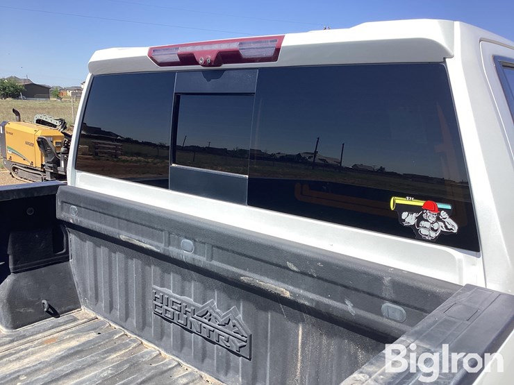2020-chevrolet-silverado-2500-image-17